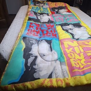Vintage 1990 New Kids on the Block Sleeping Bag READ Comforter; 66" x 28" NKOTB